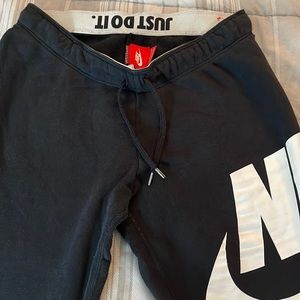 Nike joggers